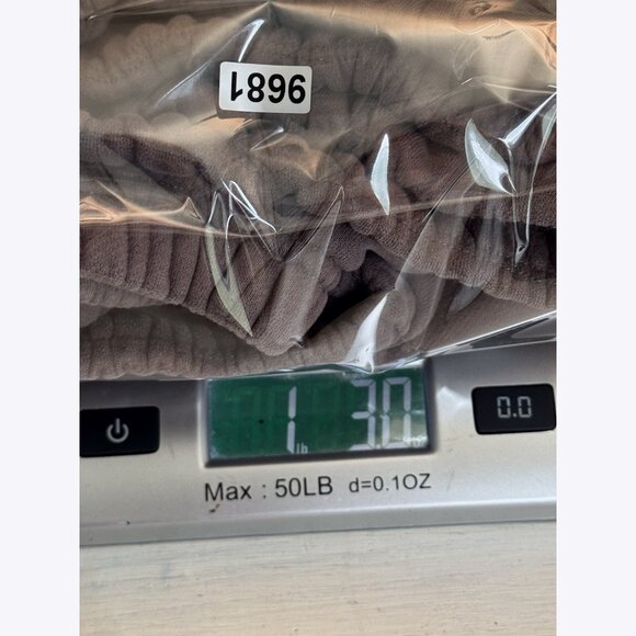 VUORI Women’s Restore Sweatpant Sz Small Chia Organic Cotton Blend Sustainable - Picture 10 of 10